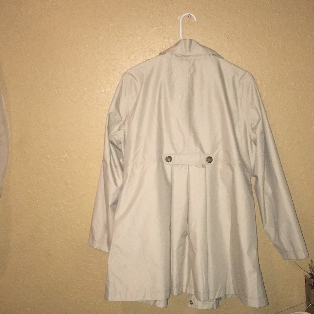 Lands End Women’s Jacket - Picture 2 of 7